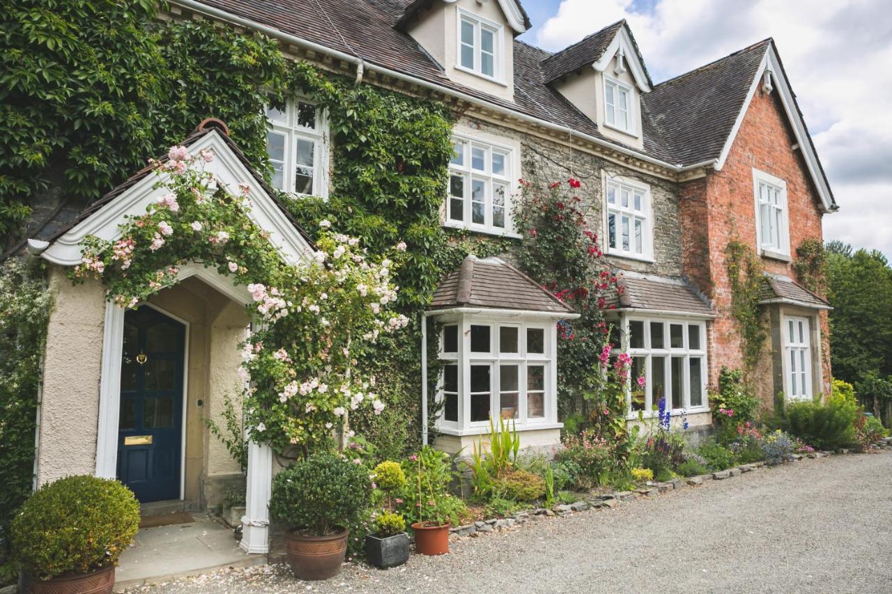 Milebrook House Panzió Knighton  Kültér fotó